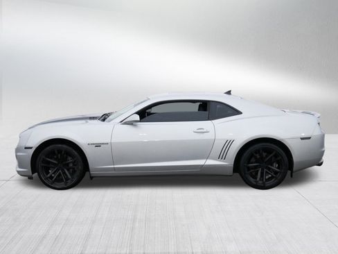 Used 2010 Chevrolet Camaro SS w/ RS Package image 4