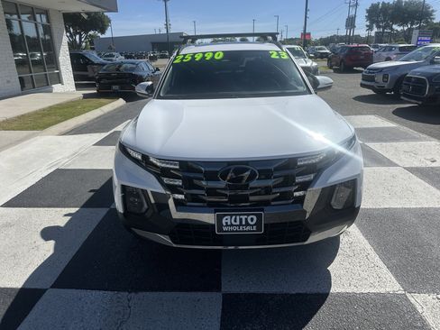 Used 2023 Hyundai Santa Cruz Limited AWD/4WD image 2