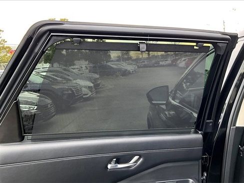 Certified 2025 Nissan Pathfinder SL image 25