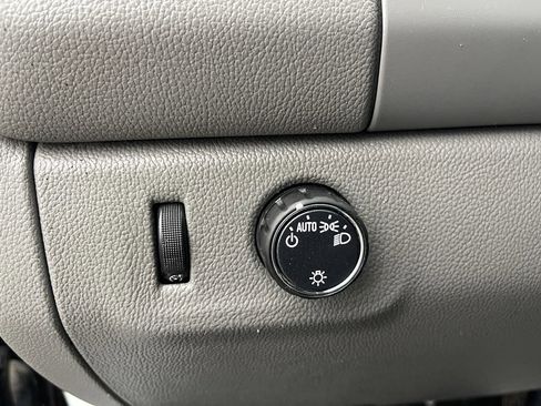 Used 2021 GMC Canyon Elevation Standard w/ Convenience Package image 17