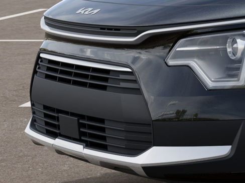 New 2025 Kia Niro EX image 12