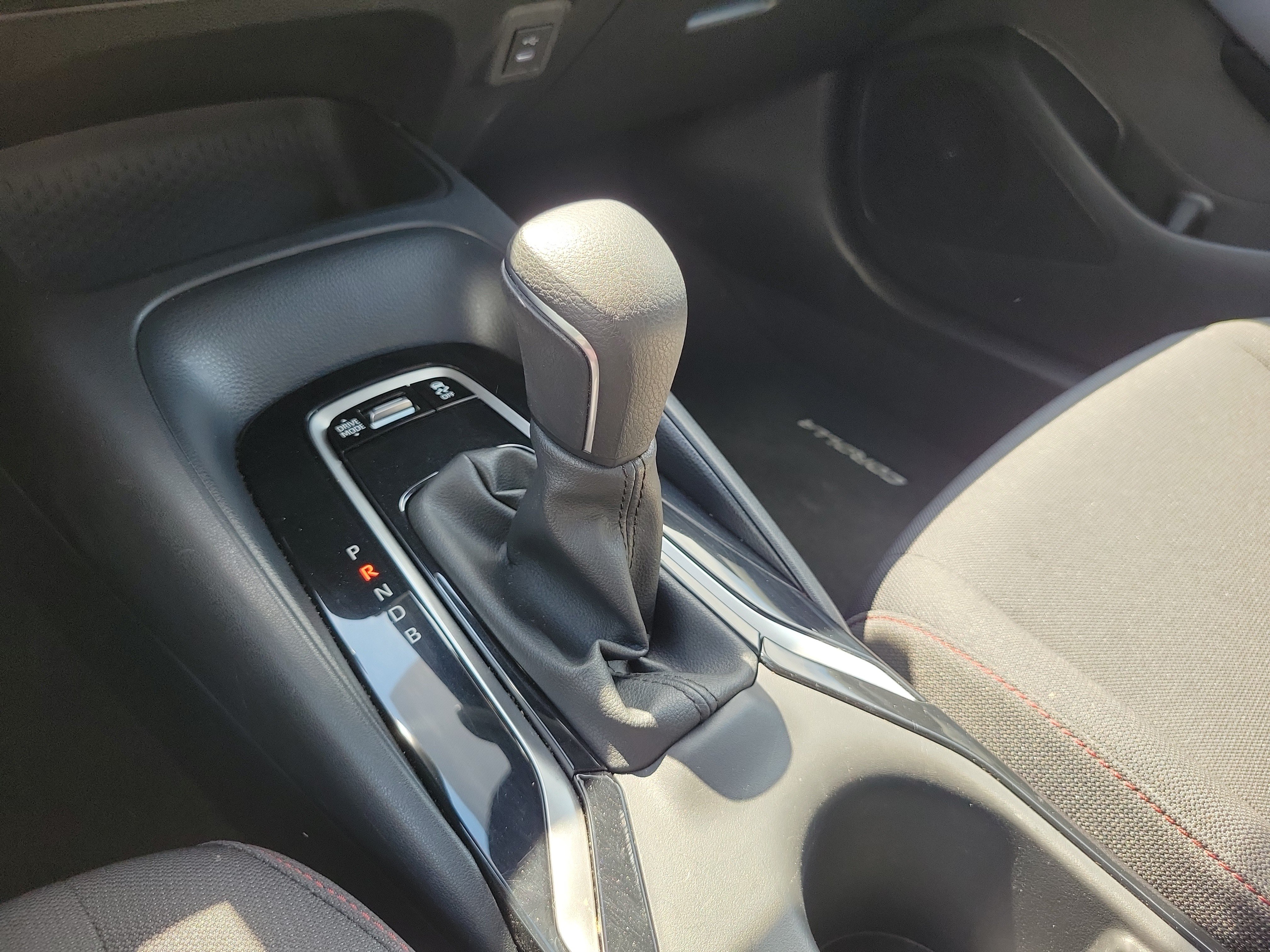 Used 2024 Toyota Corolla SE FWD image 28