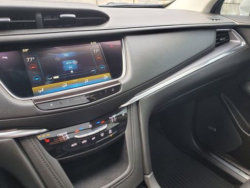 Used 2019 Cadillac XT5 Luxury w/ LPO, Black Ice Package image 27