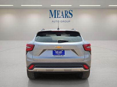 Used 2024 Chevrolet Trax LT