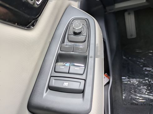 Used 2026 Subaru Forester Limited AWD/4WD image 23