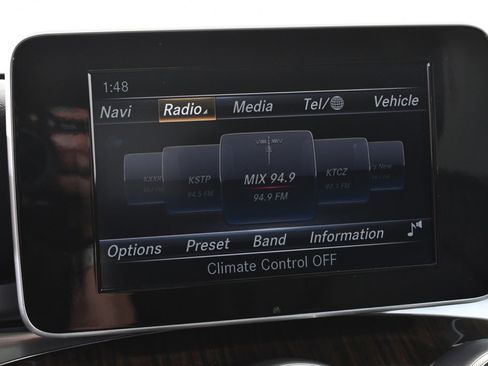 Used 2018 Mercedes-Benz GLC 300 4MATIC image 28