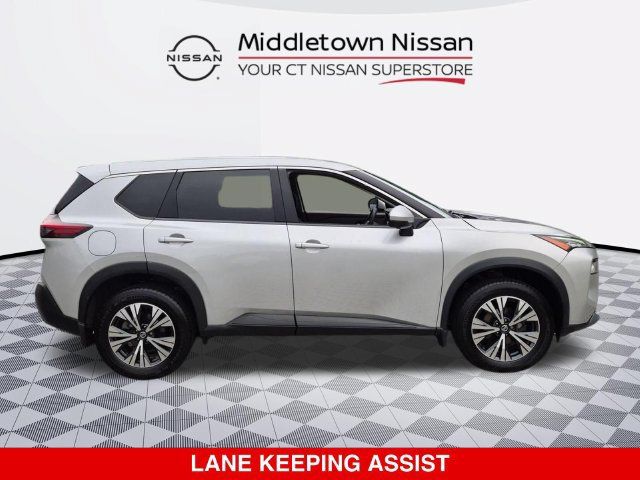 Used 2021 Nissan Rogue SV AWD/4WD image 2