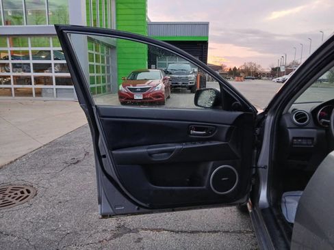 Used 2006 MAZDA MAZDA3 s Grand Touring image 11