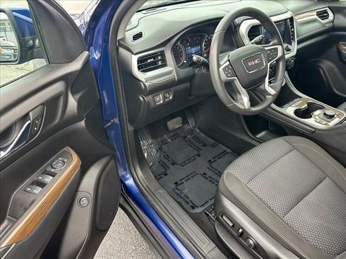 Certified 2023 GMC Acadia SLE w/ Driver Convenience Package AWD/4WD image 13