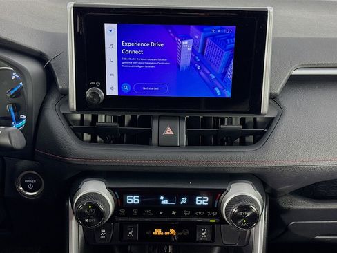 Used 2024 Toyota RAV4 SE image 35