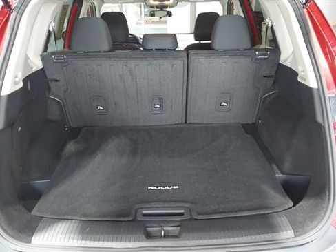 Used 2023 Nissan Rogue S AWD/4WD image 21