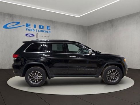 Used 2022 Jeep Grand Cherokee Limited image 7