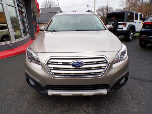 Used 2015 Subaru Outback 2.5i Limited image 2
