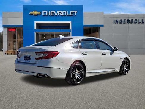 Used 2021 Honda Accord Touring image 25