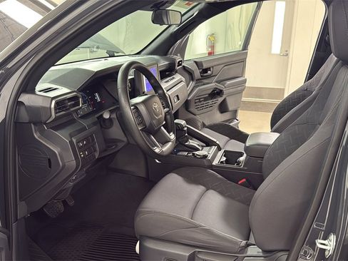Certified 2024 Toyota Tacoma SR image 12