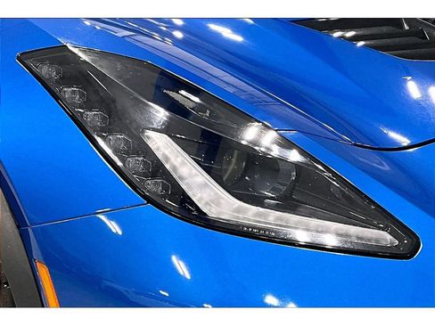 Used 2015 Chevrolet Corvette Z06 w/ 3LZ Preferred Equipment Group RWD image 43