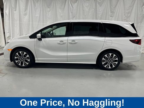 Used 2025 Honda Odyssey Elite image 4