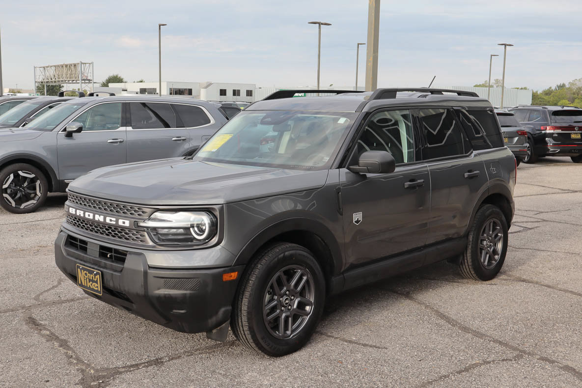 Used 2025 Ford Bronco Sport Big Bend AWD/4WD image 3