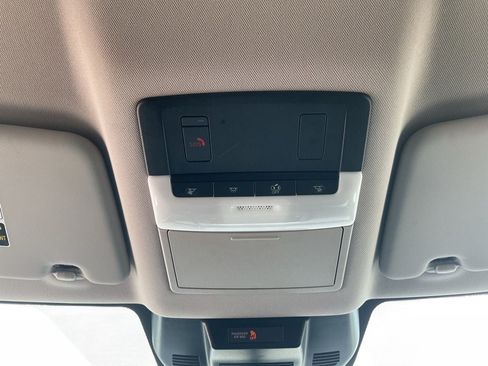 Used 2025 Nissan Rogue SV FWD image 21