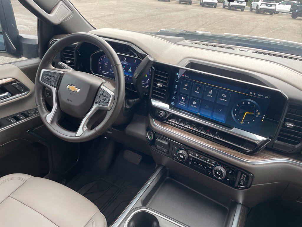 Used 2024 Chevrolet Silverado 3500 LT w/ Texas Edition AWD/4WD image 34