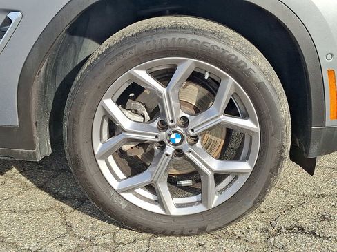 Certified 2024 BMW X3 xDrive30i w/ Premium Package image 8
