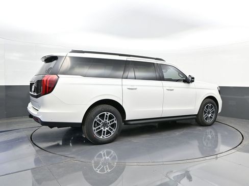 New 2025 Ford Expedition Max Active image 14