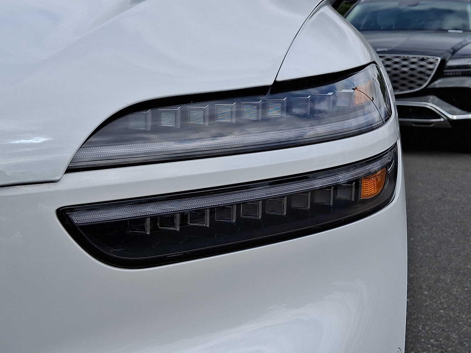 Certified 2026 Genesis Electrified GV70 Prestige AWD/4WD image 9