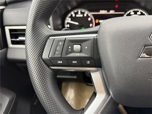 New 2026 Mitsubishi Outlander ES AWD/4WD image 33