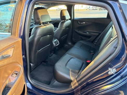 Used 2018 Chevrolet Malibu Premier w/ Driver Confidence Package image 10