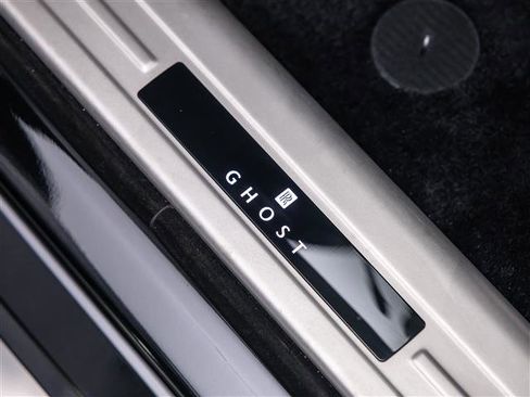 Used 2025 Rolls-Royce Ghost image 33