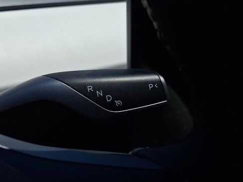 Used 2023 Tesla Model 3 Standard Range RWD image 16