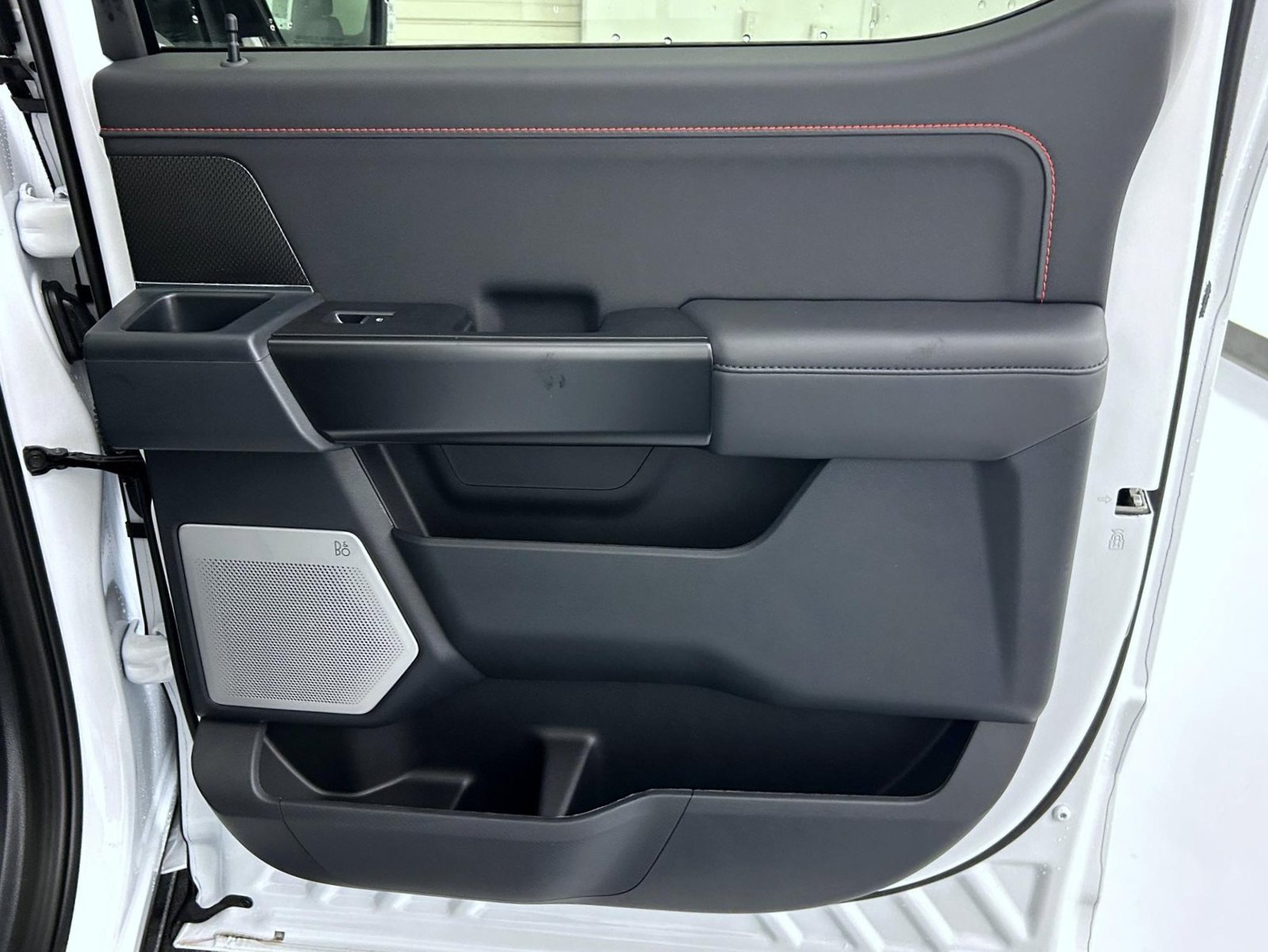 New 2026 Ford F150 Raptor AWD/4WD image 17