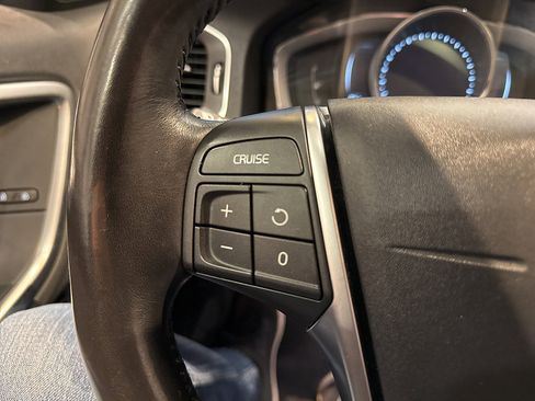 Used 2018 Volvo S60 T5 Dynamic w/ Vision Package image 48