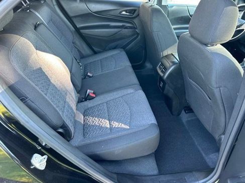 Used 2022 Chevrolet Equinox LT w/ Driver Convenience Package FWD image 39