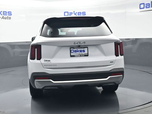 New 2026 Kia Sorento EX AWD/4WD image 7