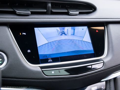 Used 2023 Cadillac XT5 Sportv w/ LPO, Floor Liner Package image 28