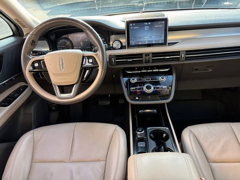 Certified 2022 Lincoln Corsair AWD w/ Premium Package image 28