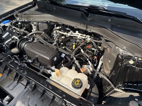 Used 2023 Ford Explorer XLT w/ Equipment Group 202A image 37