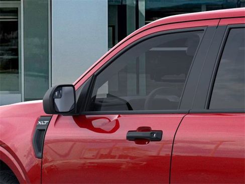 New 2025 Ford Maverick XLT image 21