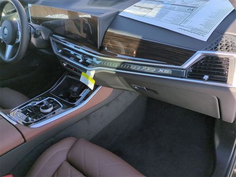 New 2026 BMW X5 xDrive50e w/ Executive Package image 29