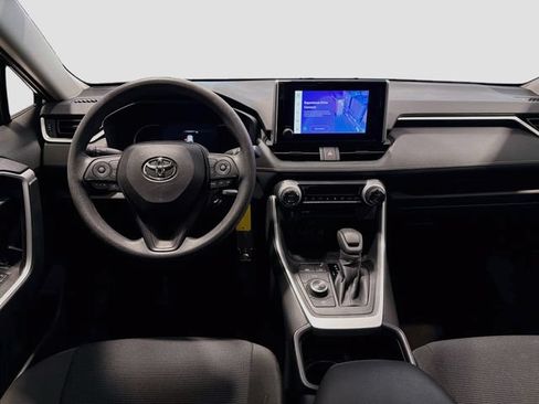 Certified 2025 Toyota RAV4 LE AWD/4WD image 19