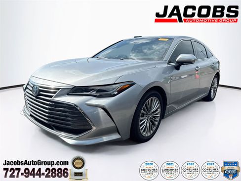 Used 2019 Toyota Avalon Limited w/ Advanced Safety Package FWD image 1