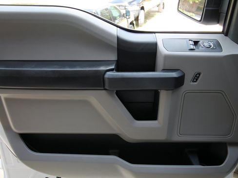 Used 2019 Ford F150 XL w/ XL Power Equipment Group RWD image 18