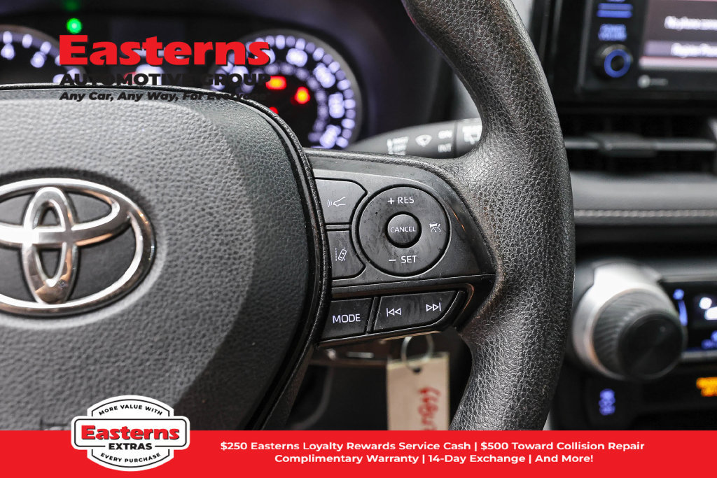Used 2020 Toyota RAV4 LE w/ All Weather Liner Package AWD/4WD image 16