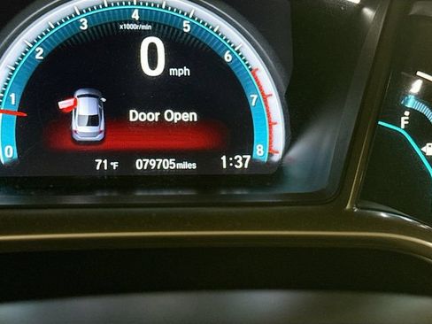 Used 2019 Honda Civic EX image 12