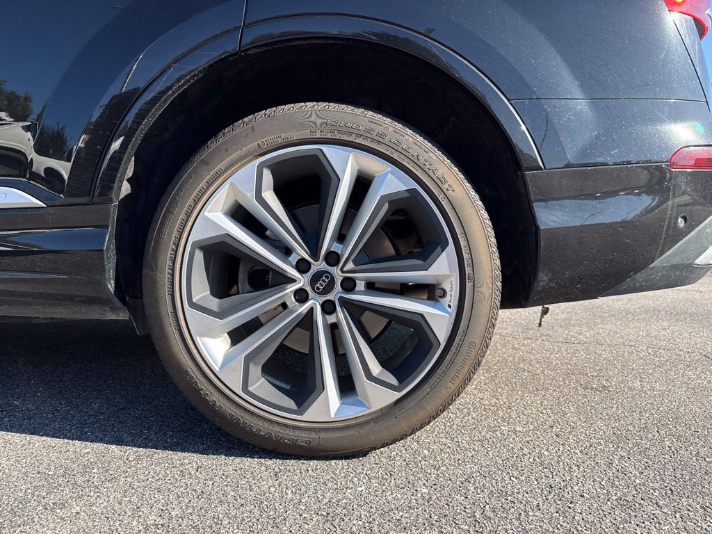 Used 2023 Audi Q7 3.0T Premium Plus AWD/4WD image 9