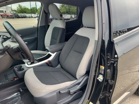 Used 2017 Chevrolet Bolt LT FWD image 19