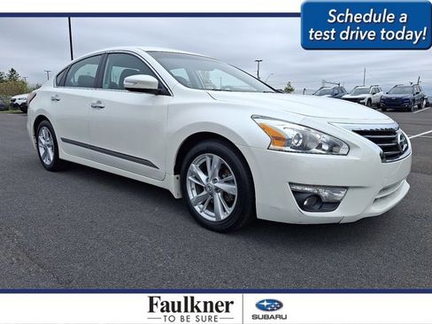 Used 2015 Nissan Altima 2.5 SL FWD image 1