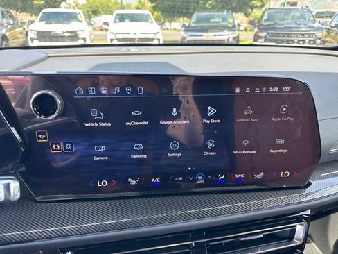 New 2027 Chevrolet Traverse Z71 w/ Driver Confidence Package AWD/4WD image 28