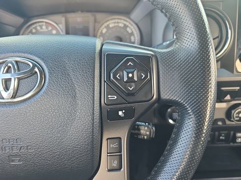 Certified 2019 Toyota Tacoma TRD Sport image 22